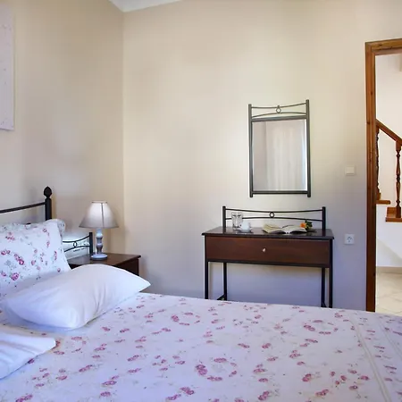 Goudis Hotel Tsoukaladhes