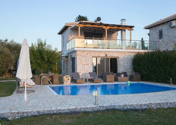 Goudis Tsoukaládhes