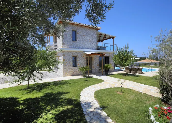 Goudis Tsoukaládhes