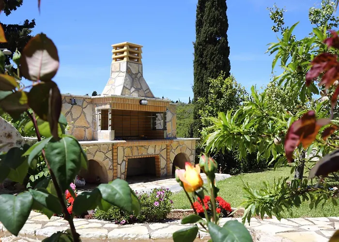 Goudis * Tsoukaládhes